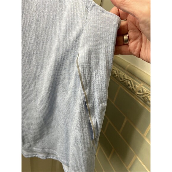 Lululemon Tank Top Size Medium Light Blue Lightweight Racerback Loose Fit - Picture 4 of 9